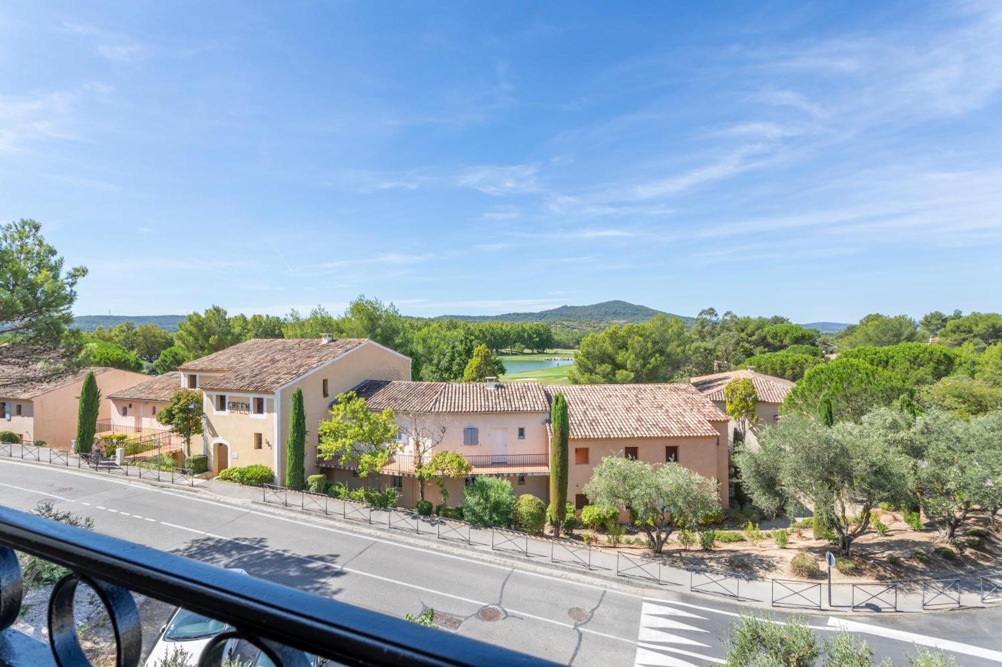 Village Pierre & Vacances Pont Royal En Provence Mallemort Kültér fotó